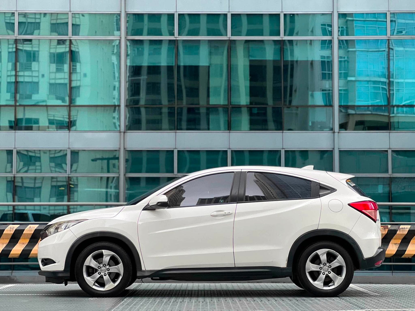 2015 Honda HRV 1.8E, Automatic, Gas