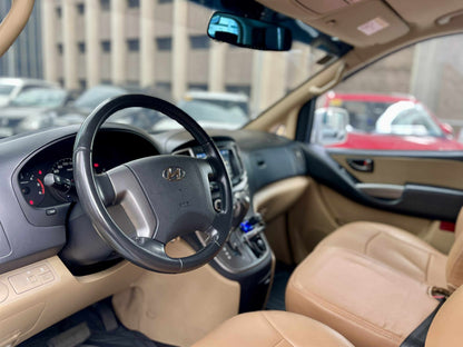 2019 Hyundai Grand Starex Gold 2.5, Automatic, Diesel