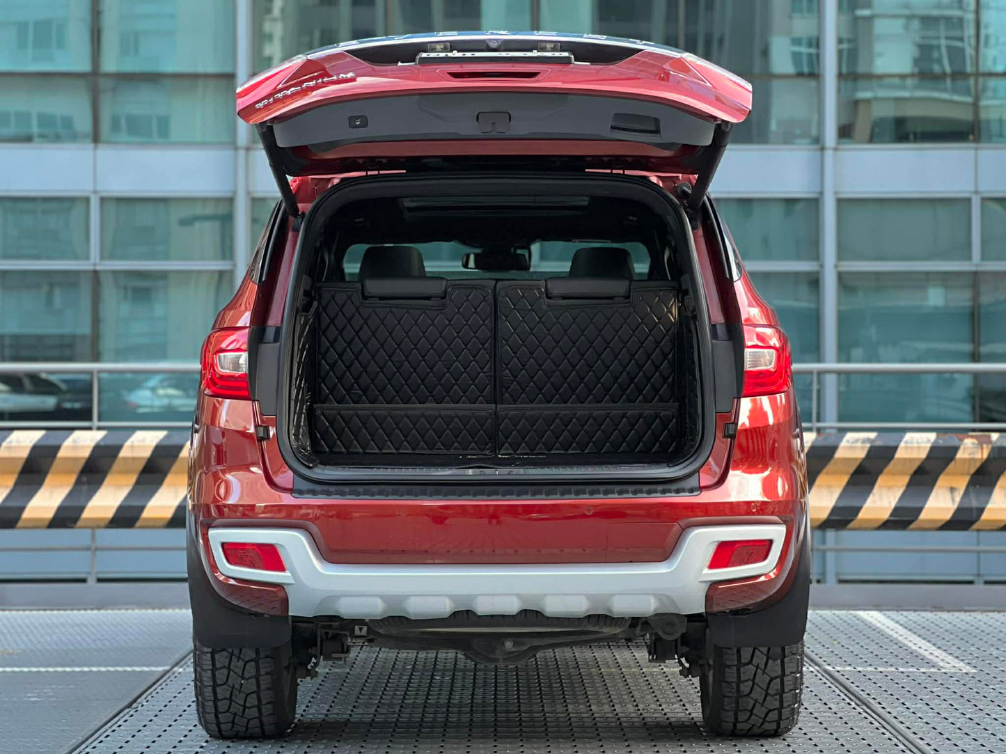 2018 Ford Everest Titanium Plus 2.2 4x2, Automatic, Diesel