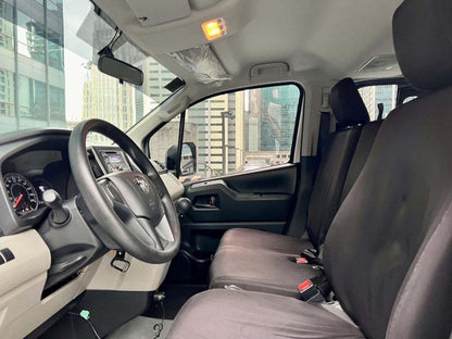 2023 Toyota Hiace Commuter 2.8 Deluxe, Manual