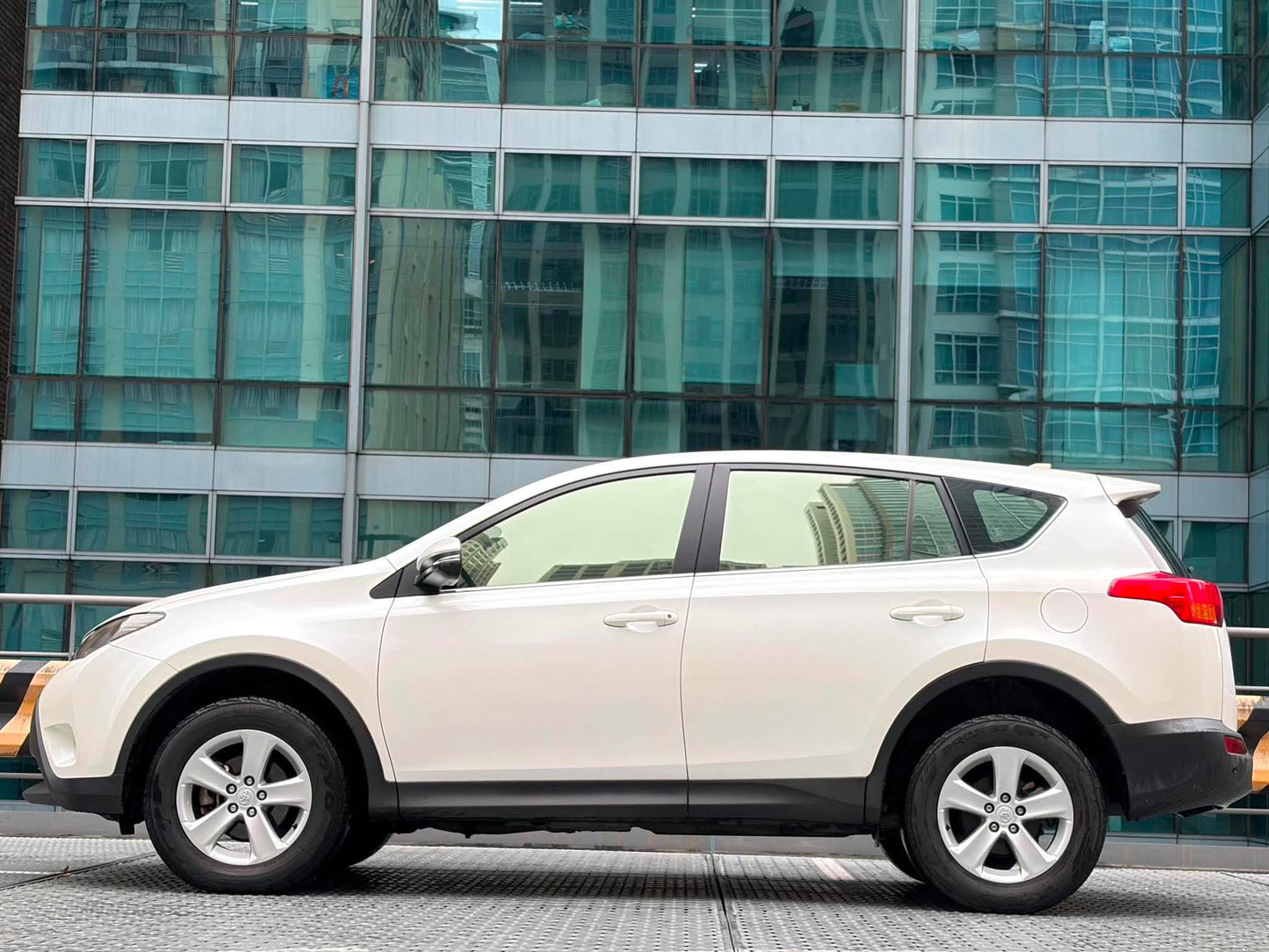 2014 Toyota Rav4 4x2, Automatic, Gas