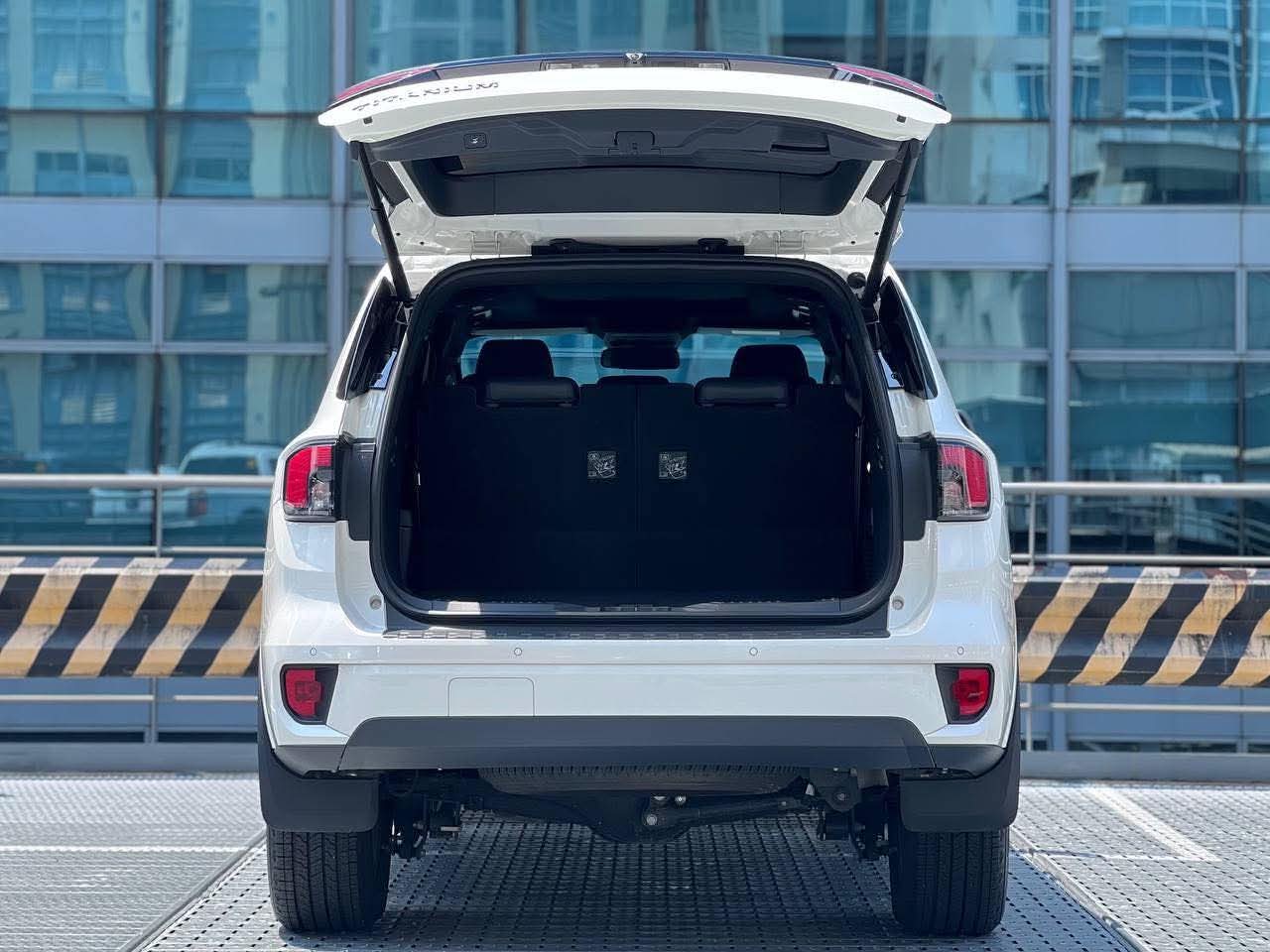 2024 Ford Everest Titanium Plus 4x4 2.0, Automatic, Diesel