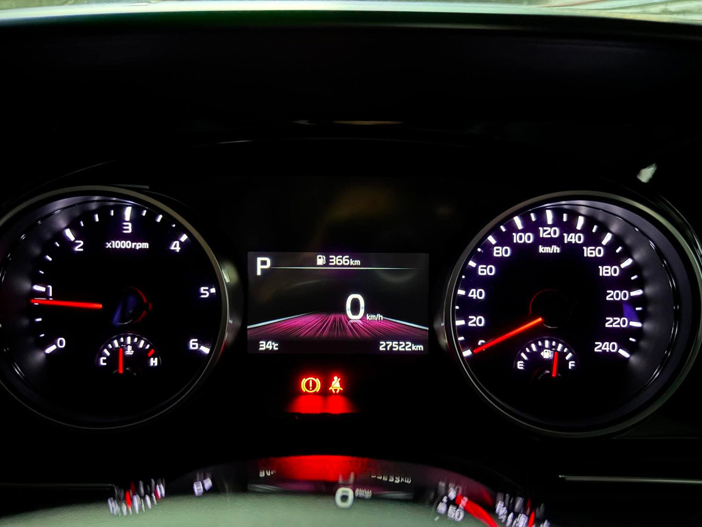 2023 Kia Carnival 2.2 EX, Automatic, Diesel