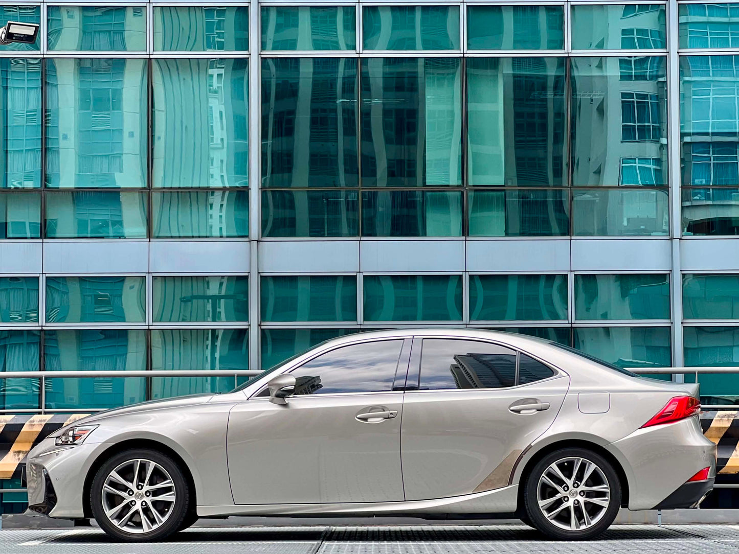 2018 Lexus IS350 V6, Automatic, Gas