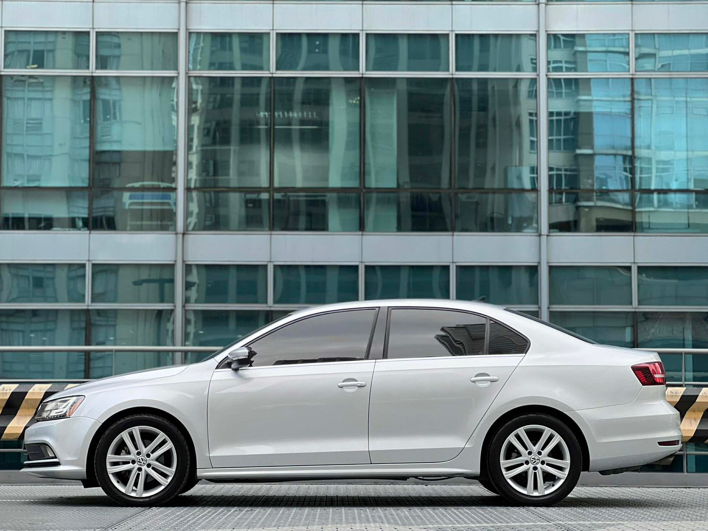 2017 Volkswagen Jetta 2.0 TDI, Automatic, Diesel