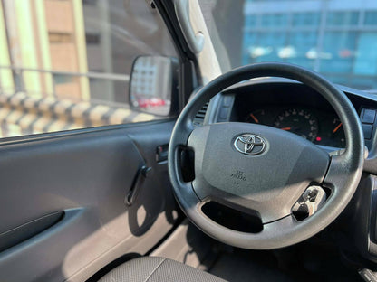 2021 Toyota HiAce Commuter 3.0, Manual, Diesel