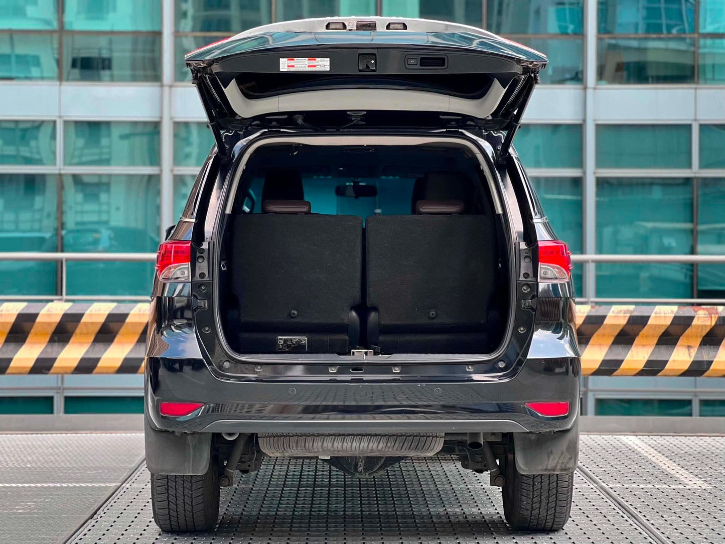 2017 Toyota Fortuner 4x2 V, Automatic, Diesel