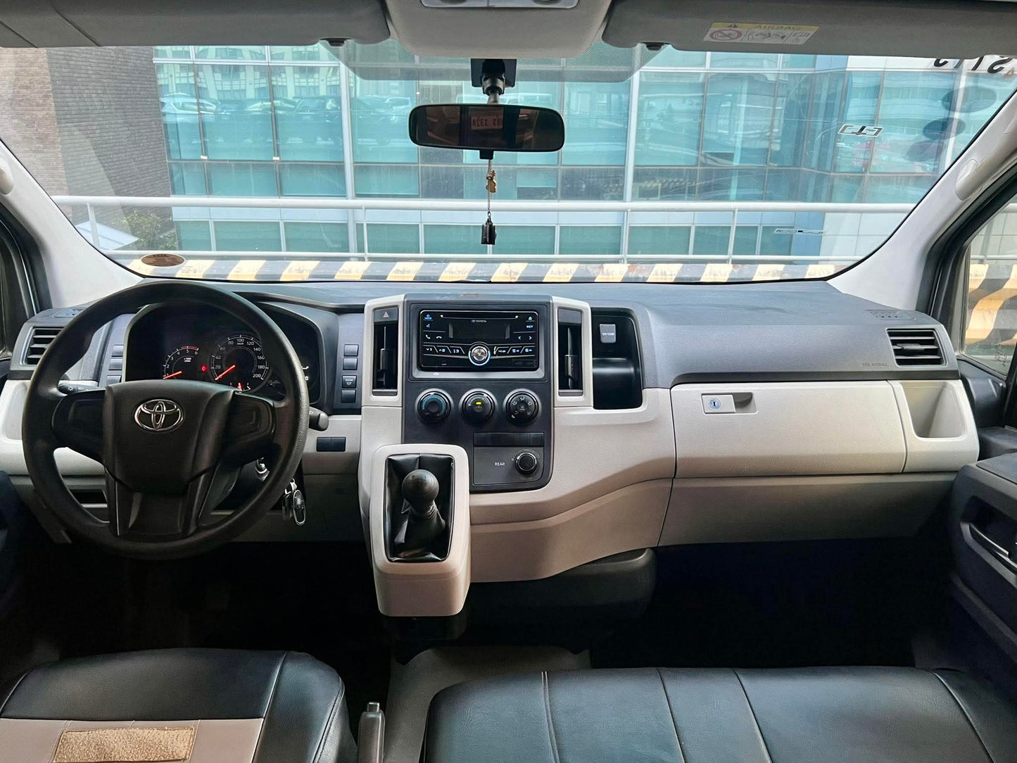 2019 Toyota Commuter Deluxe, Manual, Diesel