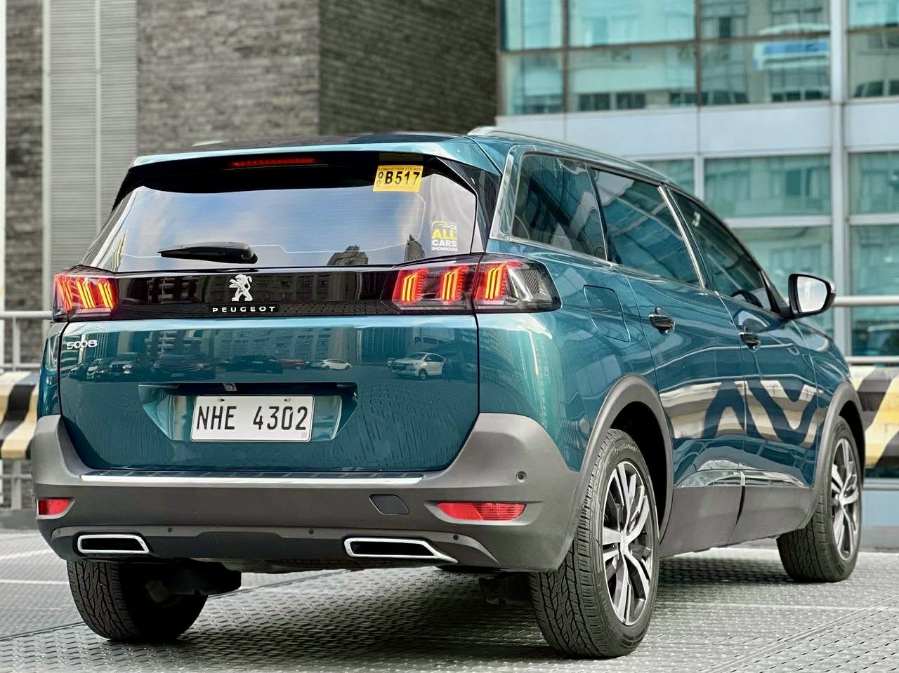 2023 Peugeot 5008 Allure 1.6, Automatic, Gas