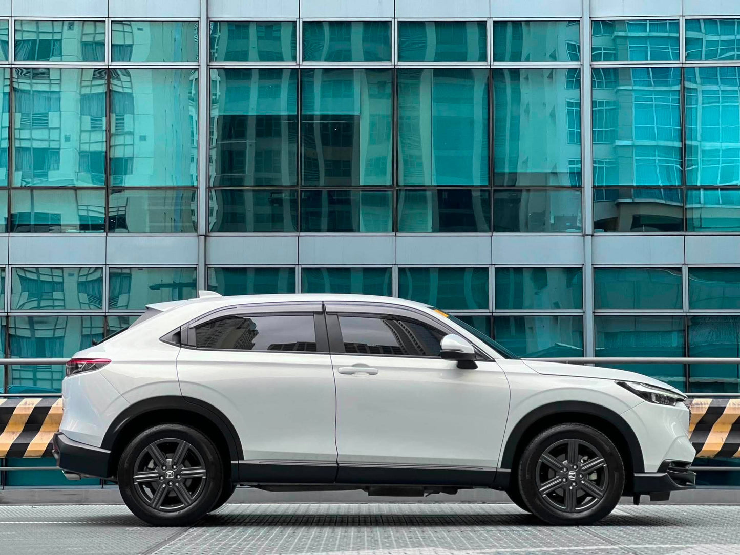 2023 Honda HRV V Turbo Sensing CVT, Automatic, Gas