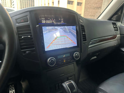 2011 Mitsubishi Pajero GLS 4x4 3.8 V6,  Automatic, Gas