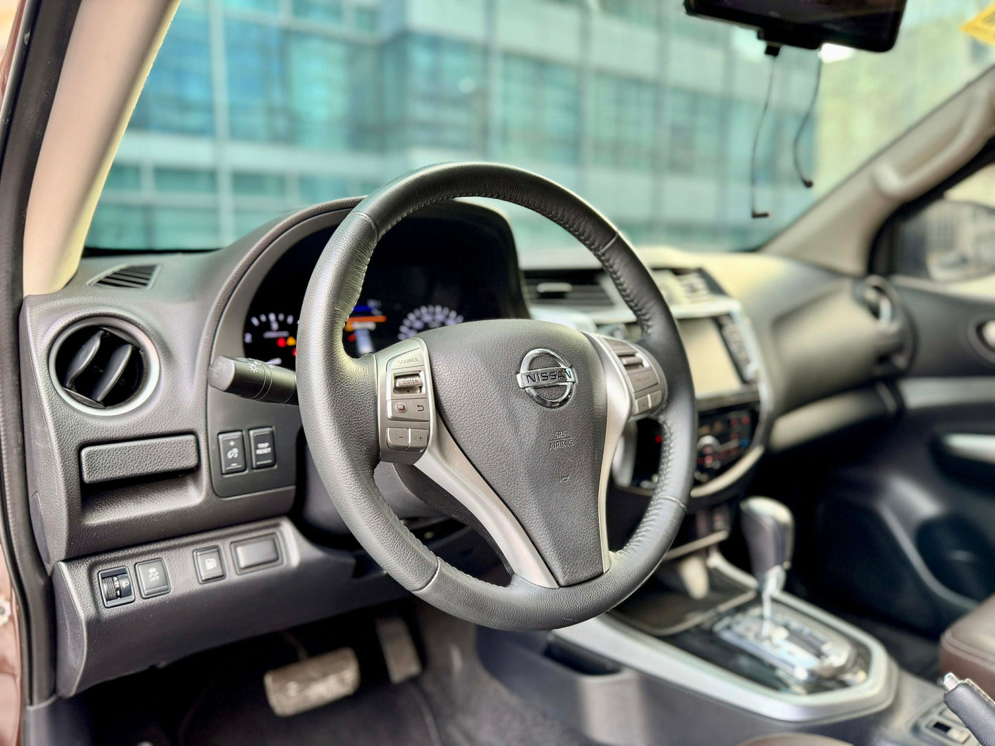 2020 Nissan Terra VL 4x2 2.5, Automatic, Diesel