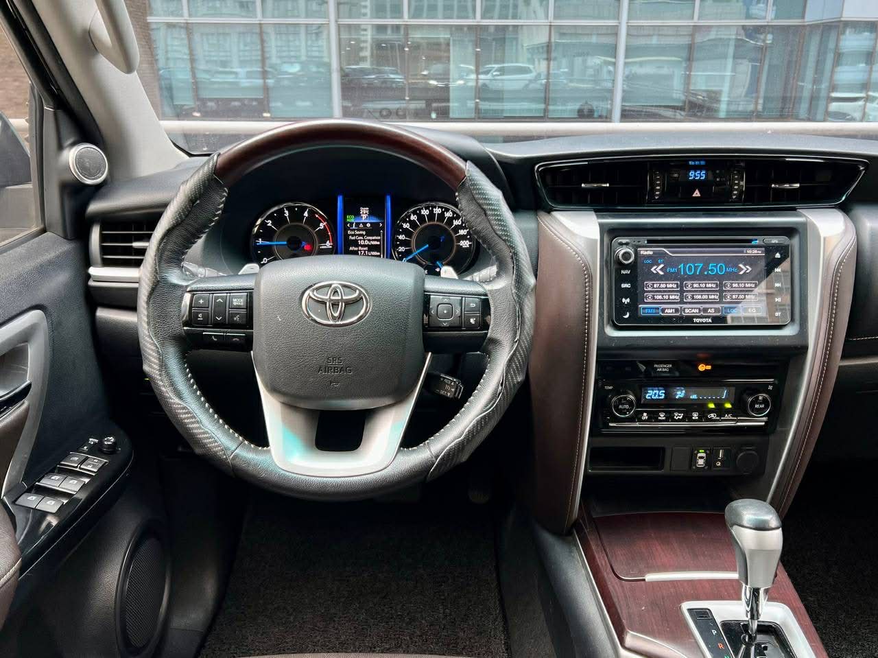 2018 Toyota Fortuner 4x2 V, Automatic, Diesel