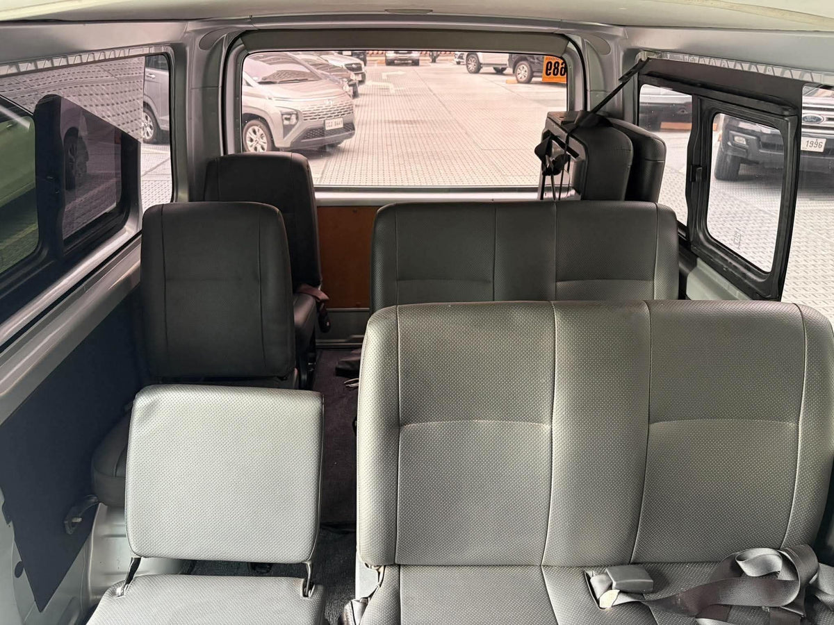 2014 Toyota Hiace Commuter 2.5, Manual, Diesel