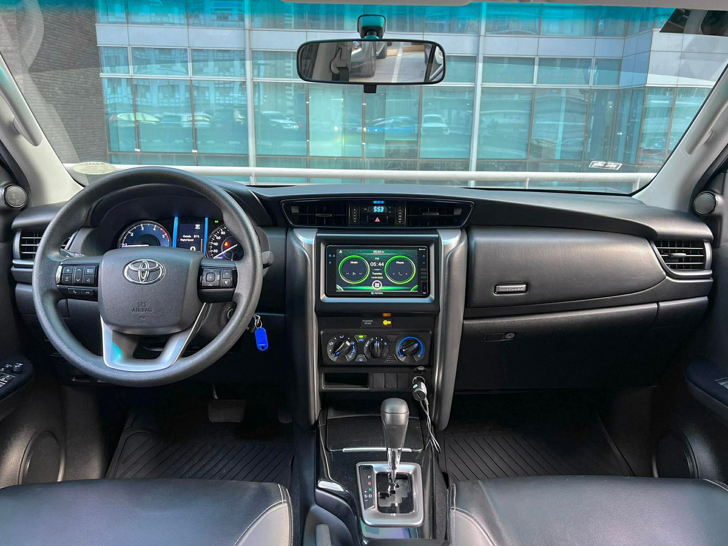 2022 Toyota Fortuner G, Automatic, Diesel