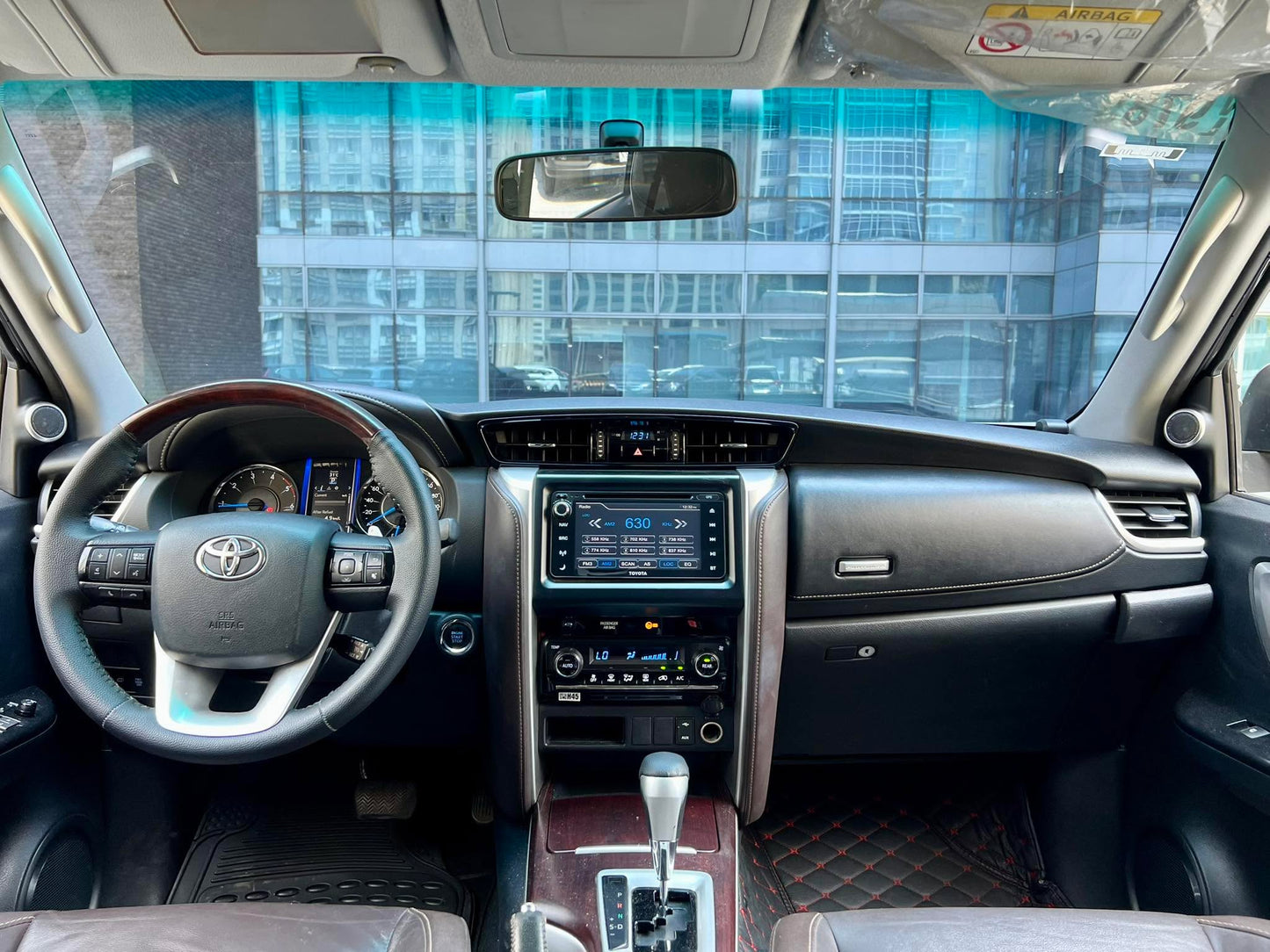 2017 Toyota Fortuner V 4x2 2.4, Automatic, Diesel