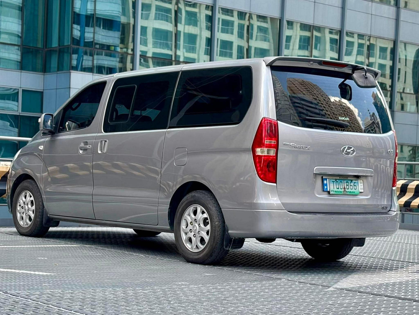 2011 Hyundai Grand Starex CVX 2.5, Automatic, Diesel