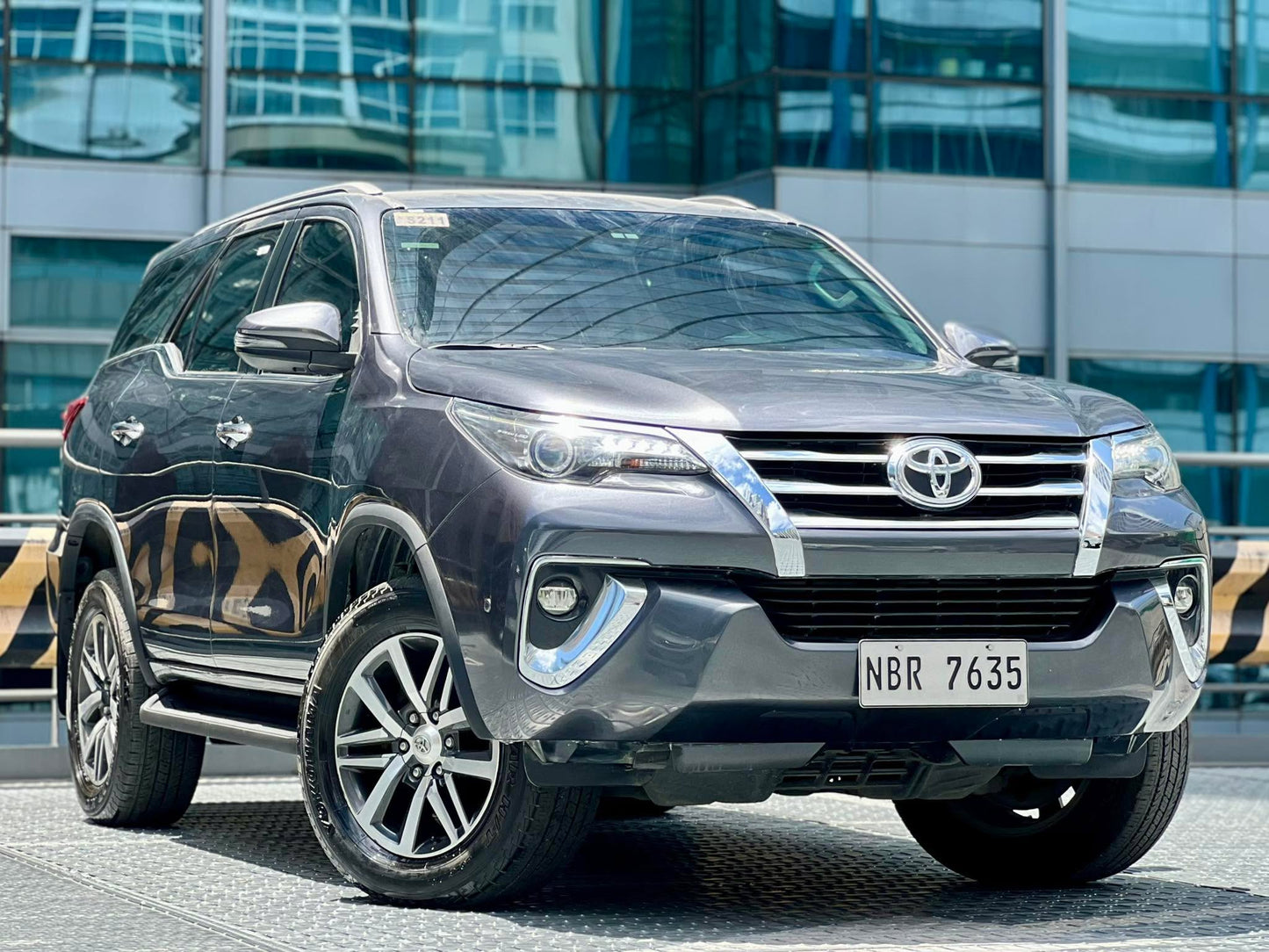 2018  Toyota Fortuner V 4x2 2.4, Automatic, Diesel