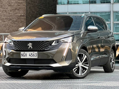 2022 Peugeot 5008 GT Gas Automatic,