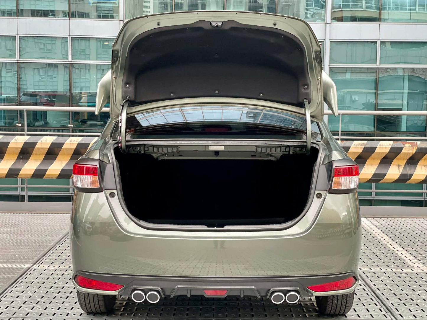 2021 Toyota Vios XLE CVT, Automatic, Gas