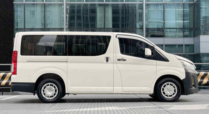 2019 Toyota Hiace Commuter Deluxe 2.8, Manual, Diesel