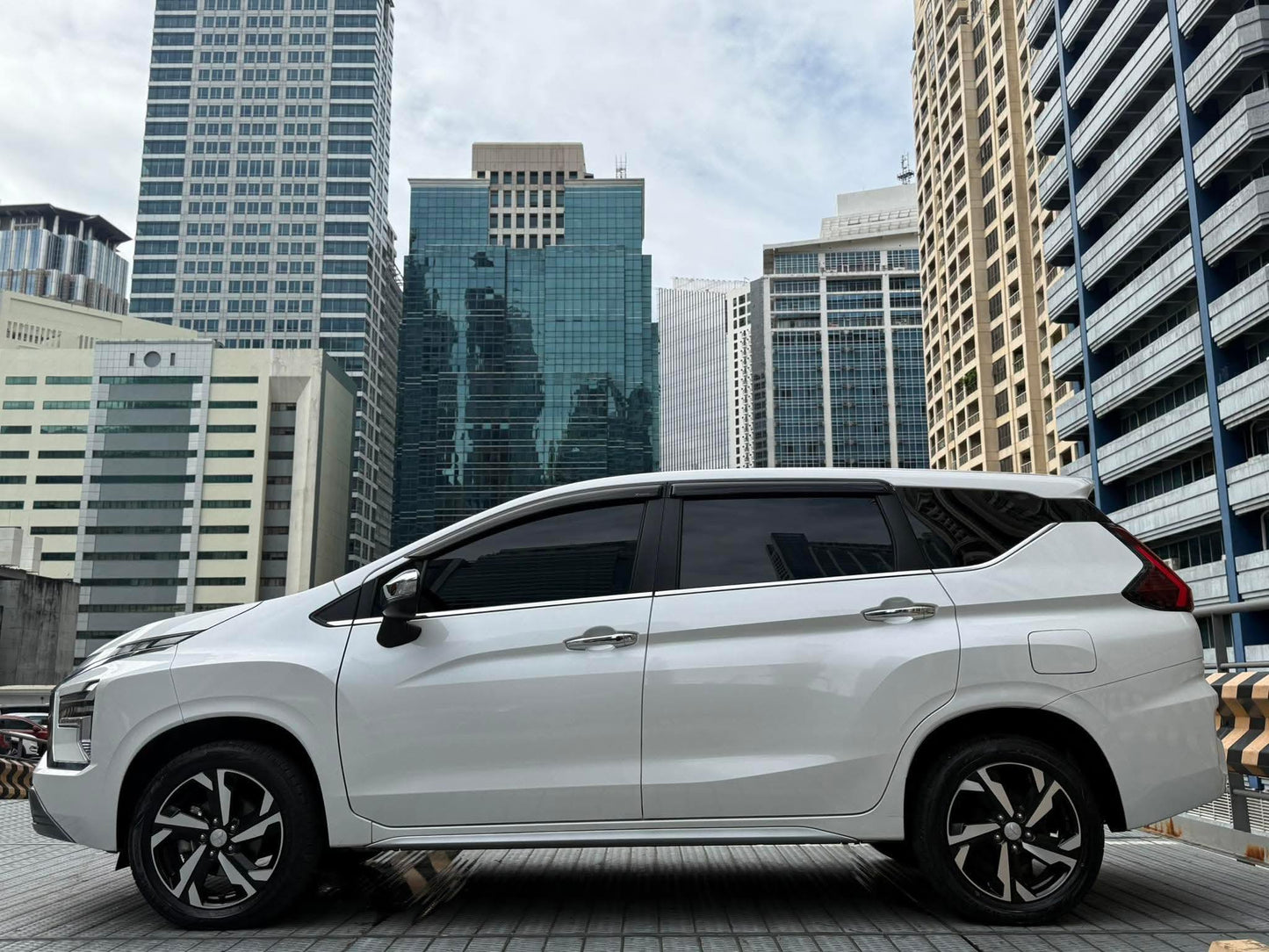 2025 Mitsubishi Xpander 1.5 GLS 2WD, Automatic, Gas