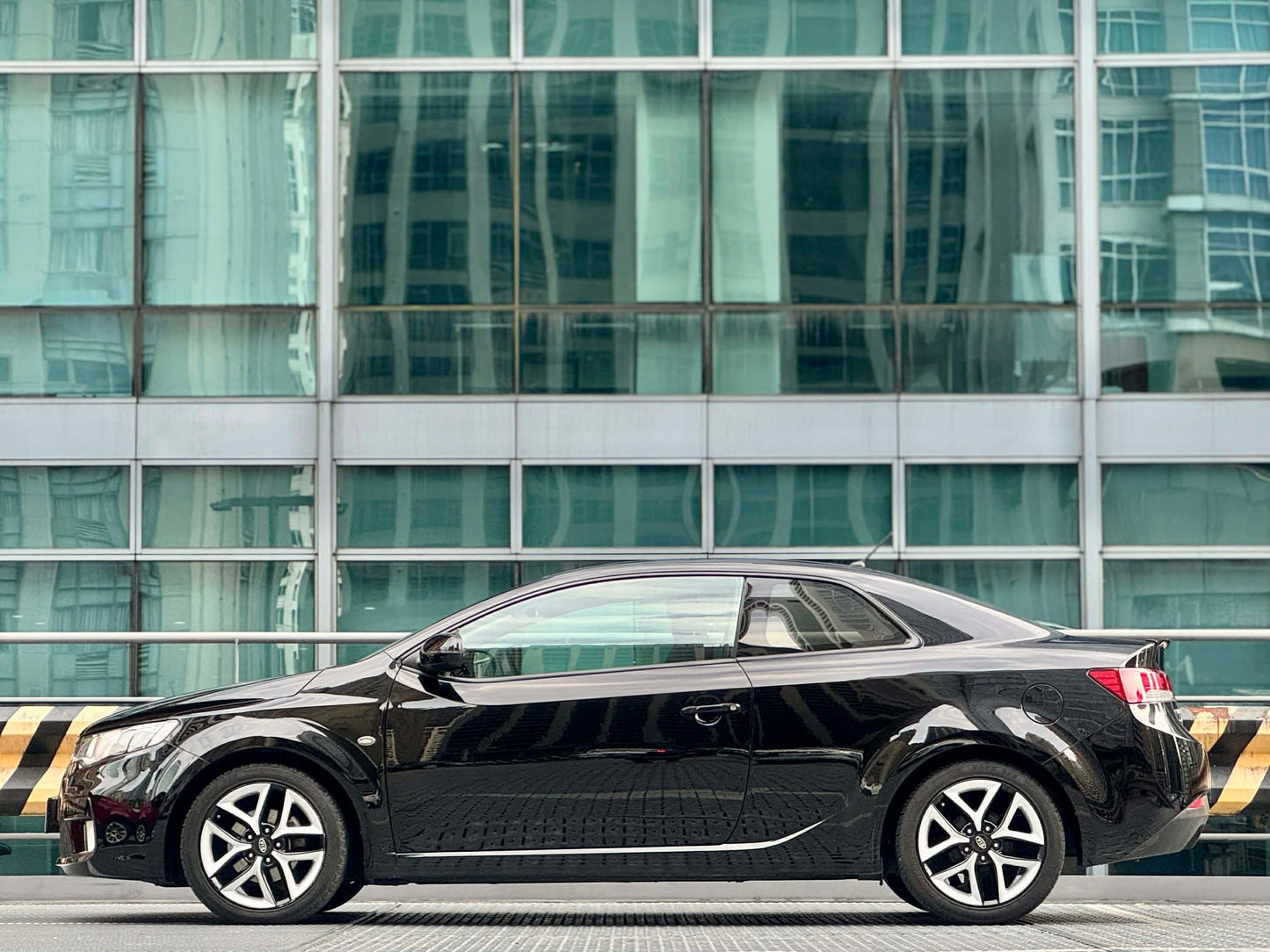 2012 Kia Forte Sedan 2.0,  Automatic, Gas