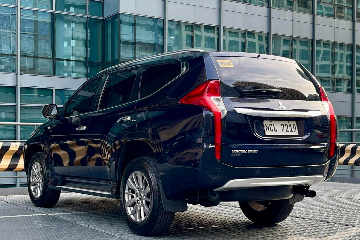 2017 Mitsubishi Montero GLS sport 4x2 2.4, Automatic, Diesel