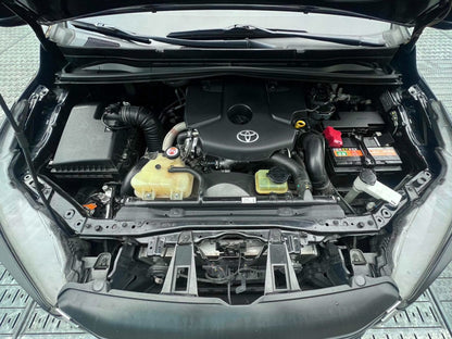 2022 Toyota Innova 2.8 E, Automatic, Diesel