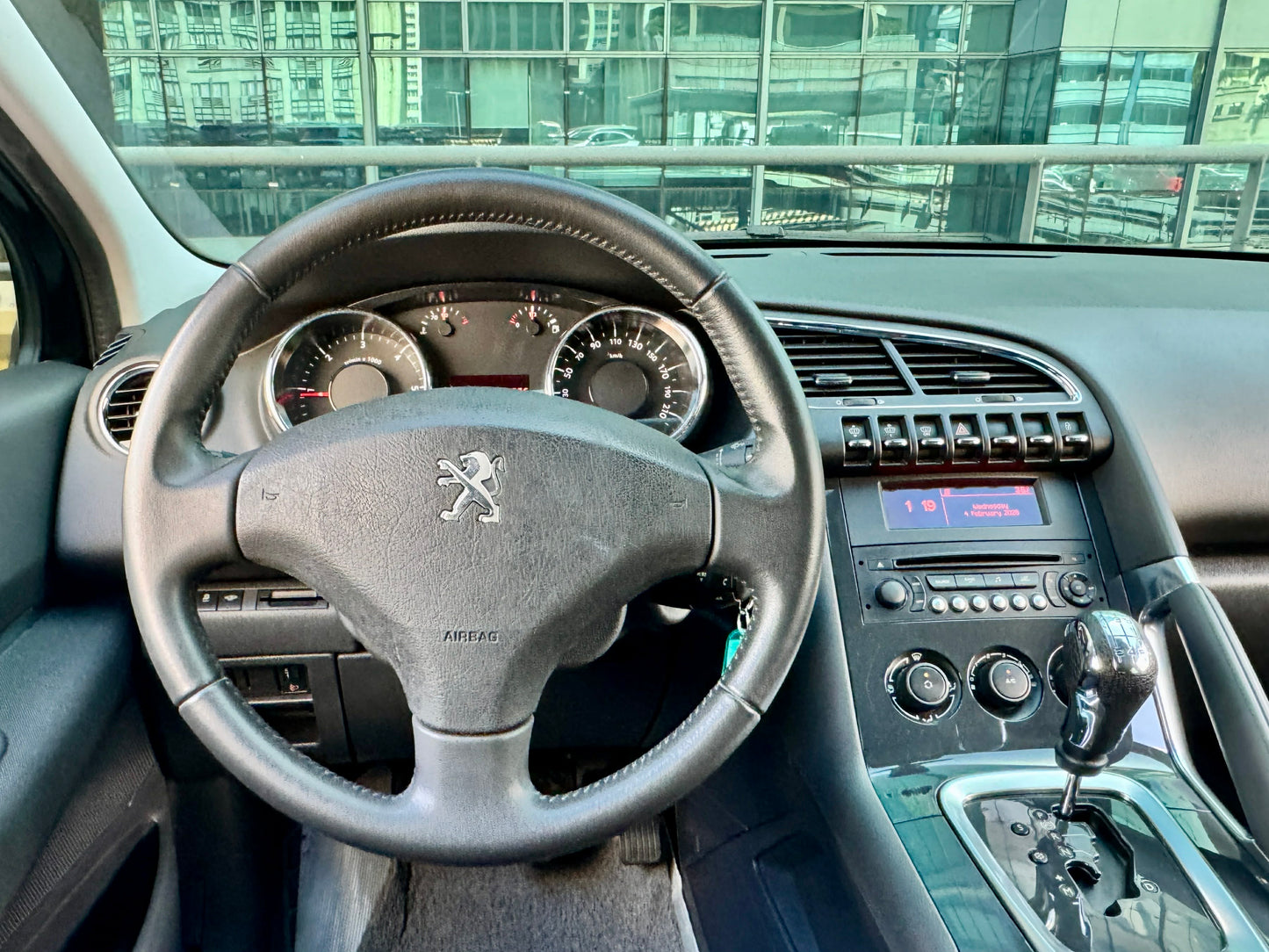 2017 Peugeot 3008 2.0, Automatic, Gas