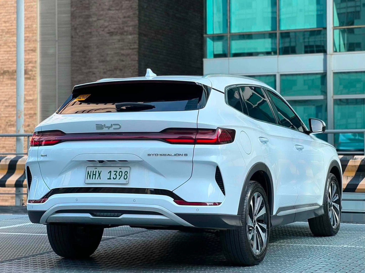 2025 BYD Sealion 6 DM-i PHEV, Automatic, Gas