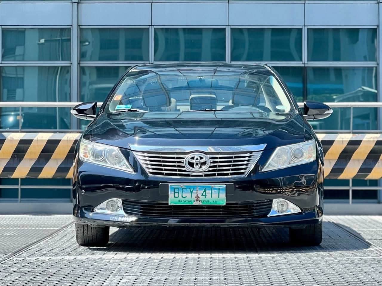 2014 Toyota Camry 2.4 V, Automatic, Gas