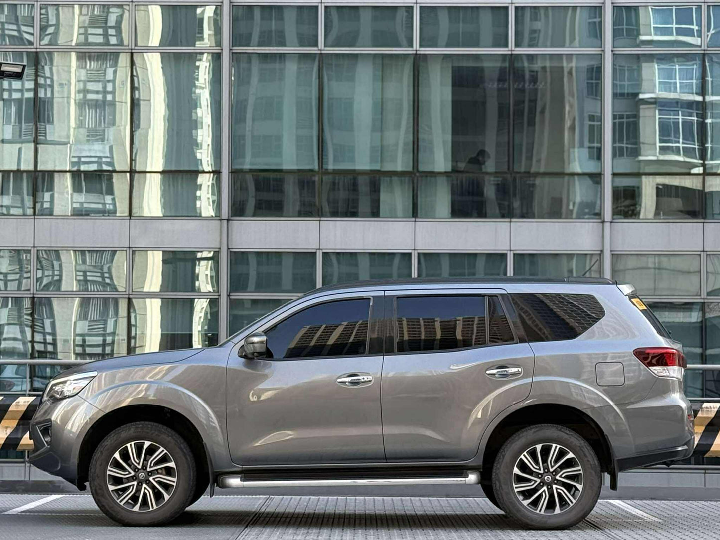 2019 Nissan Terra VL 4x2 2.5, Automatic, Diesel