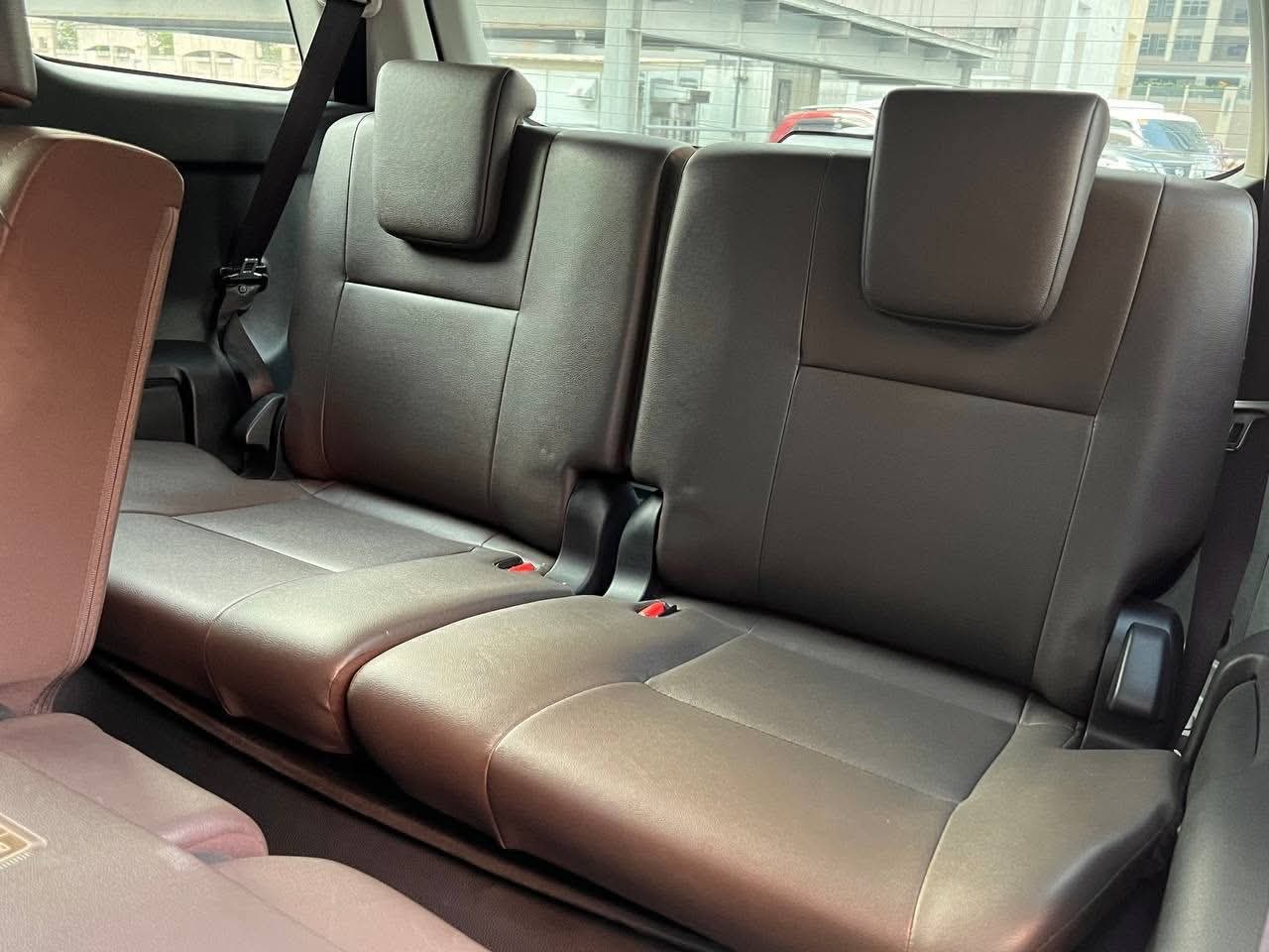 2017 Toyota Fortuner 4x2 V, Automatic, Diesel