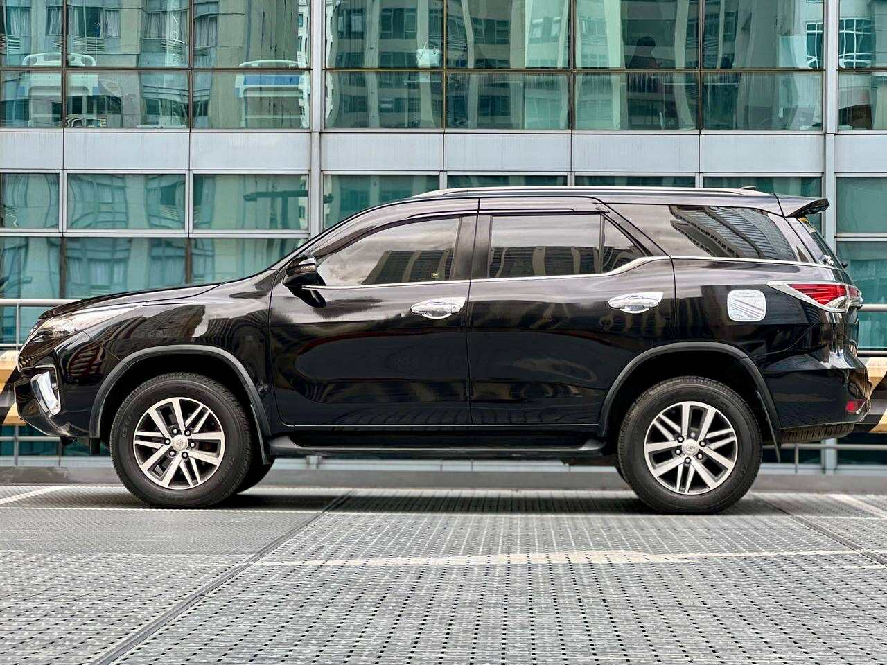 2017 Toyota Fortuner 4x2 V, Automatic, Diesel
