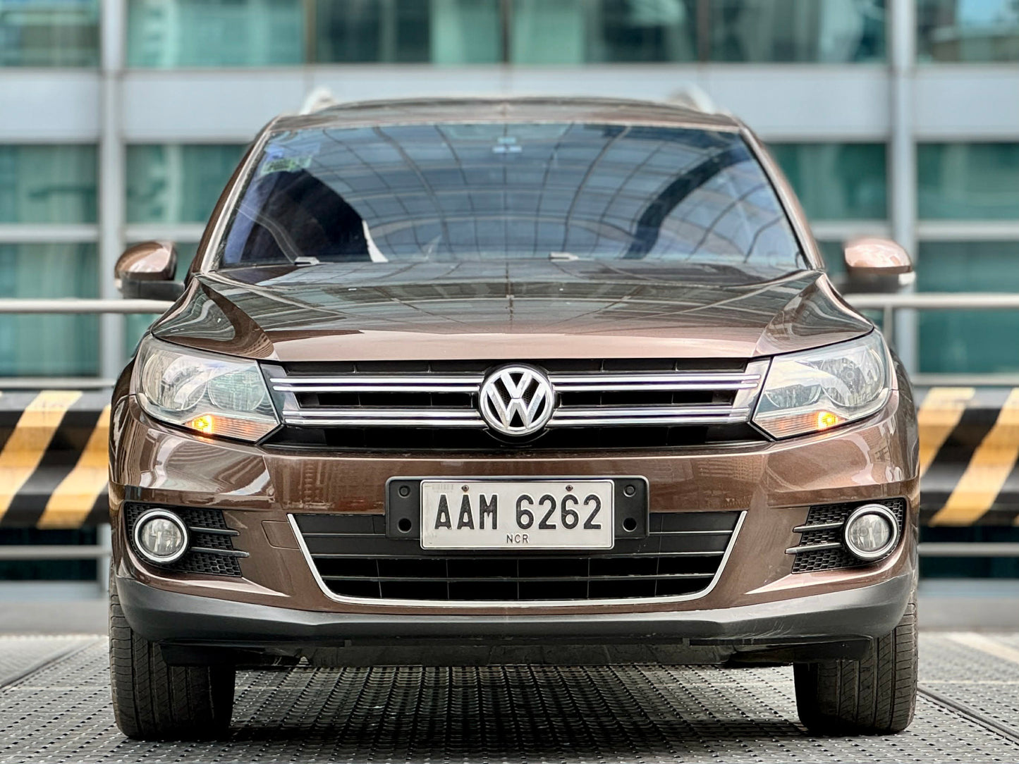 2014 Volkswagen Tiguan AWD 2.0, Automatic, Diesel