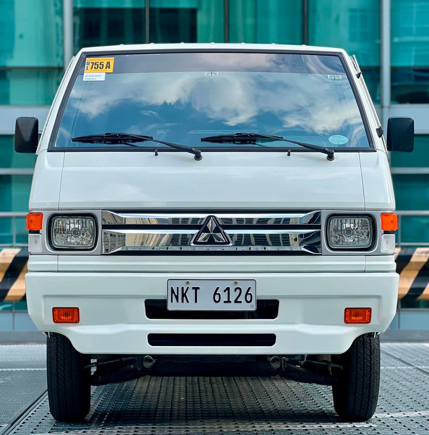 2026 Mitsubishi L300 FB Body Dual AC Dual, Manual, Diesel
