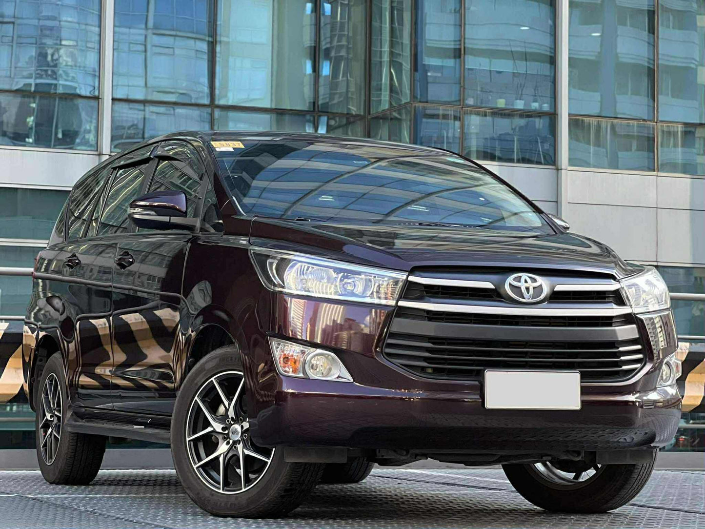 2018 Toyota Innova E, Automatic,  Diesel