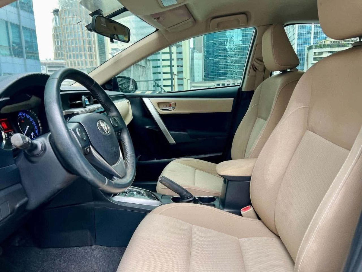 2014 Toyota Corolla Altis 1.6 V,  Automatic, Gas