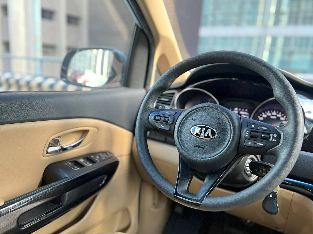 2017 Kia Carnival 2.2, Automatic, Diesel