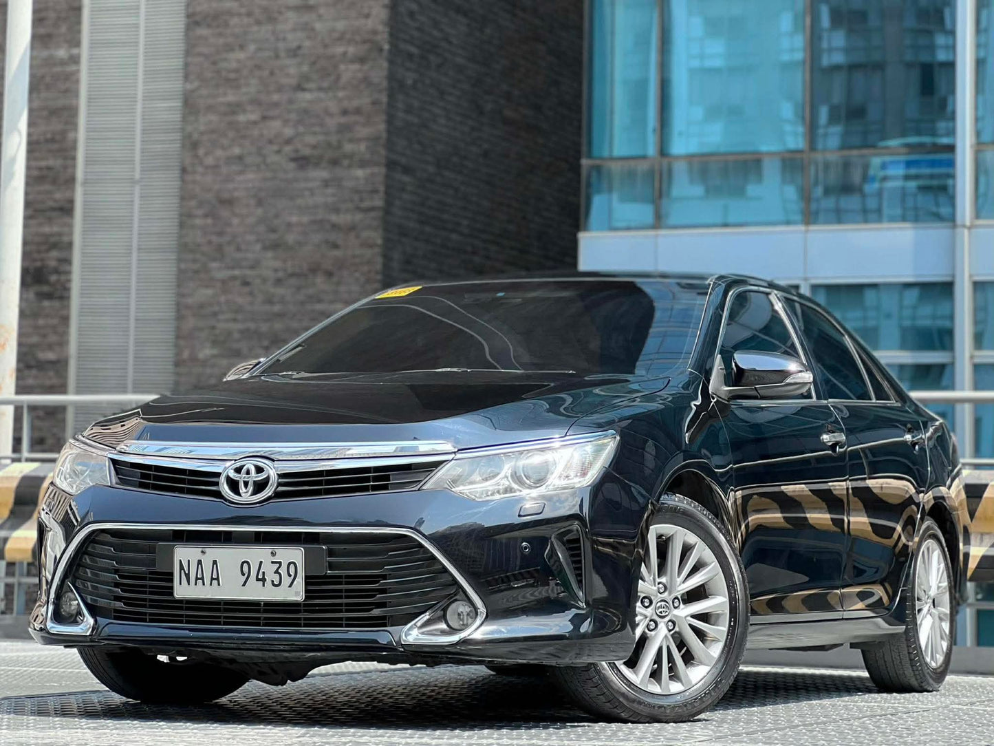 2018 Toyota Camry 2.5 V, Automatic, Gas