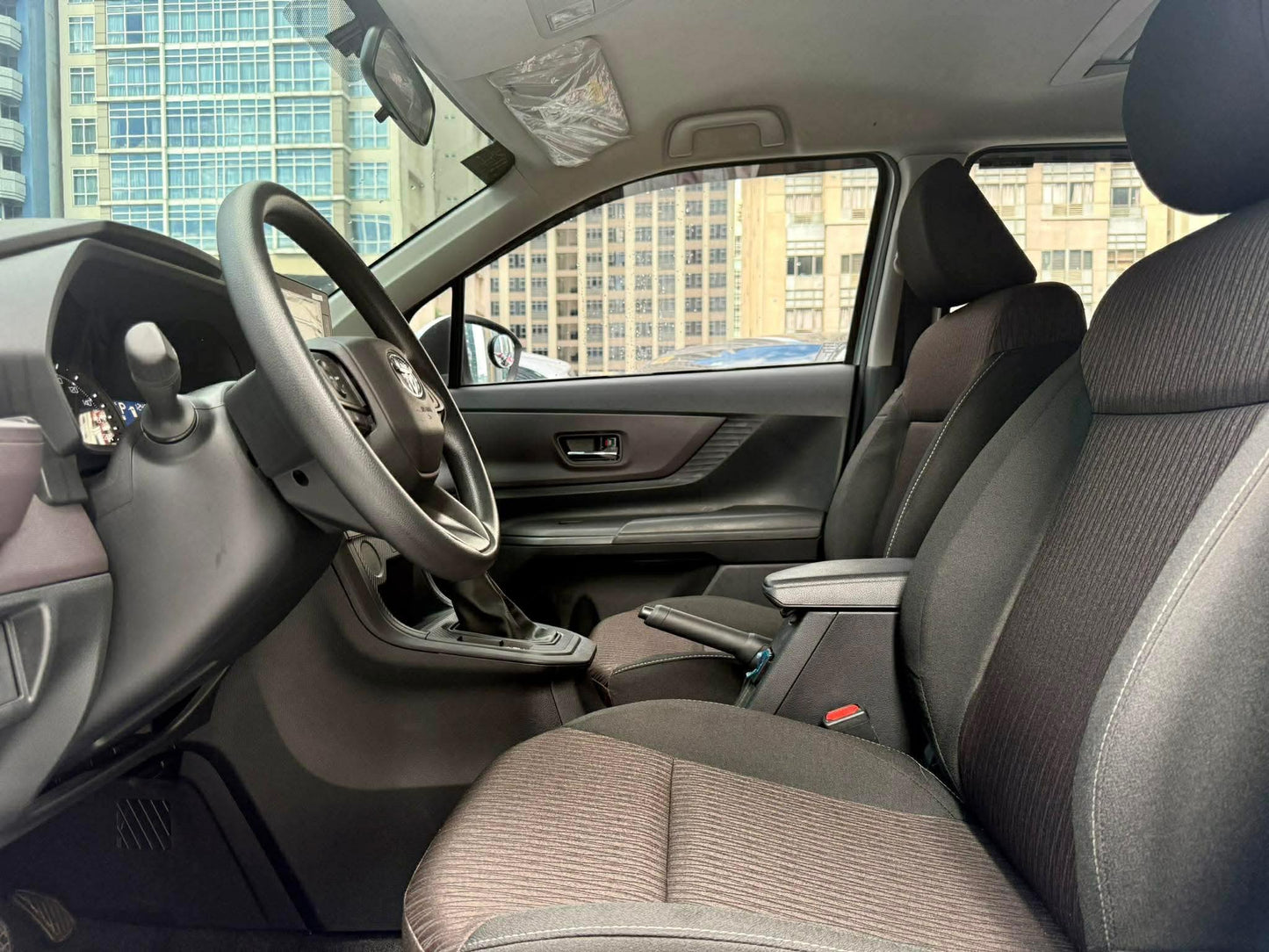 2024 Toyota Avanza 1.3 CVT E, Automatic, Gas