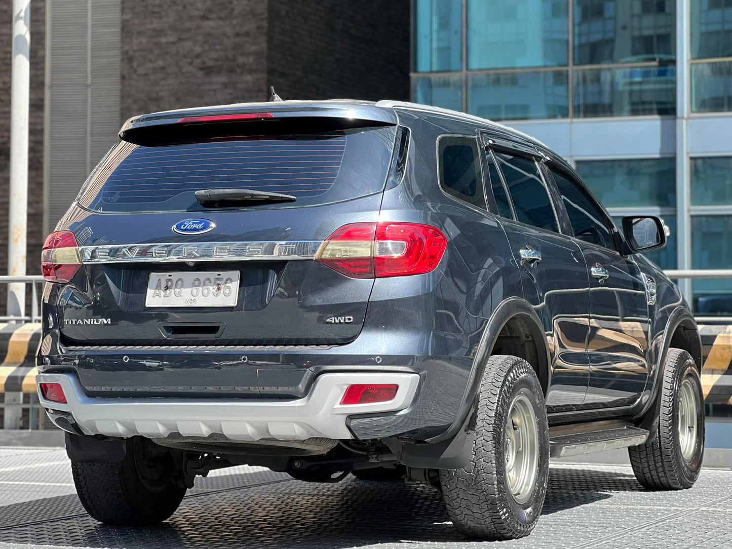 2015 Ford Everest 3.2 Titanium 4x4, Automatic, Diesel
