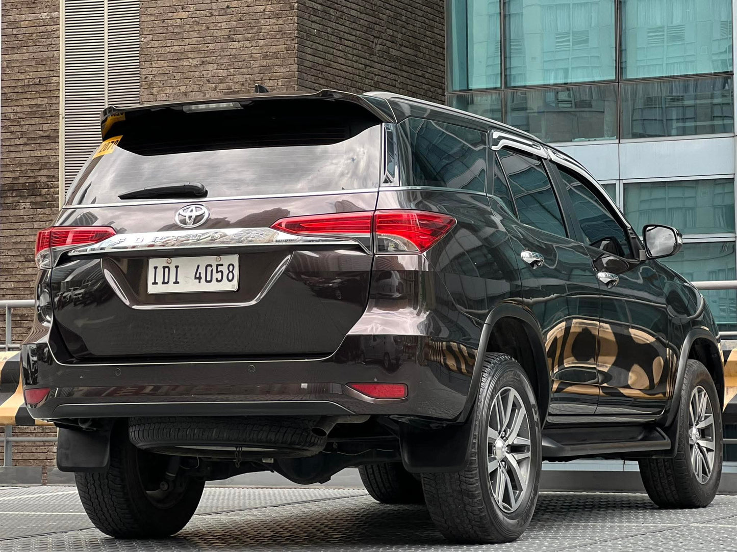 2017 Toyota Fortuner V 4x2, Automatic, Diesel