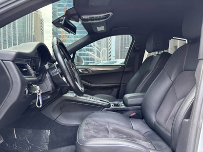2016 Porsche Macan 2.0 Turbo, Automatic, Gas