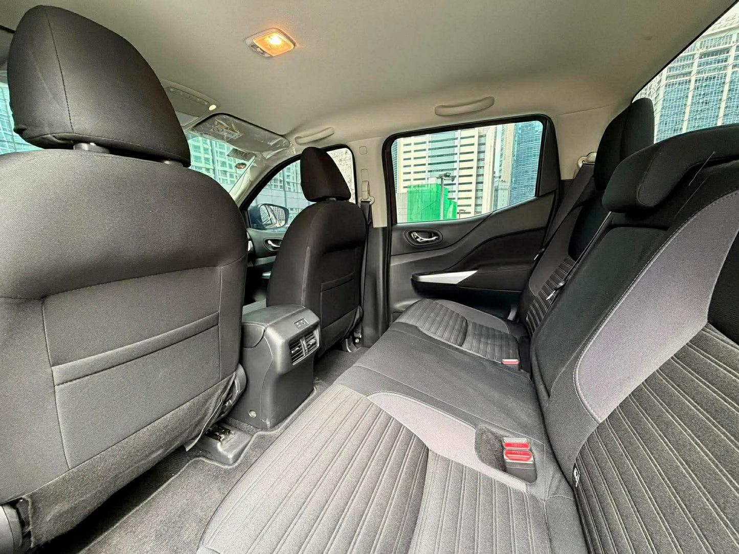 2025 Nissan Navara 2.5 VE Calibre, Automatic, Diesel