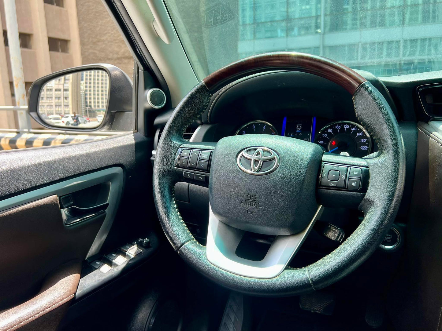 2018  Toyota Fortuner V 4x2 2.4, Automatic, Diesel
