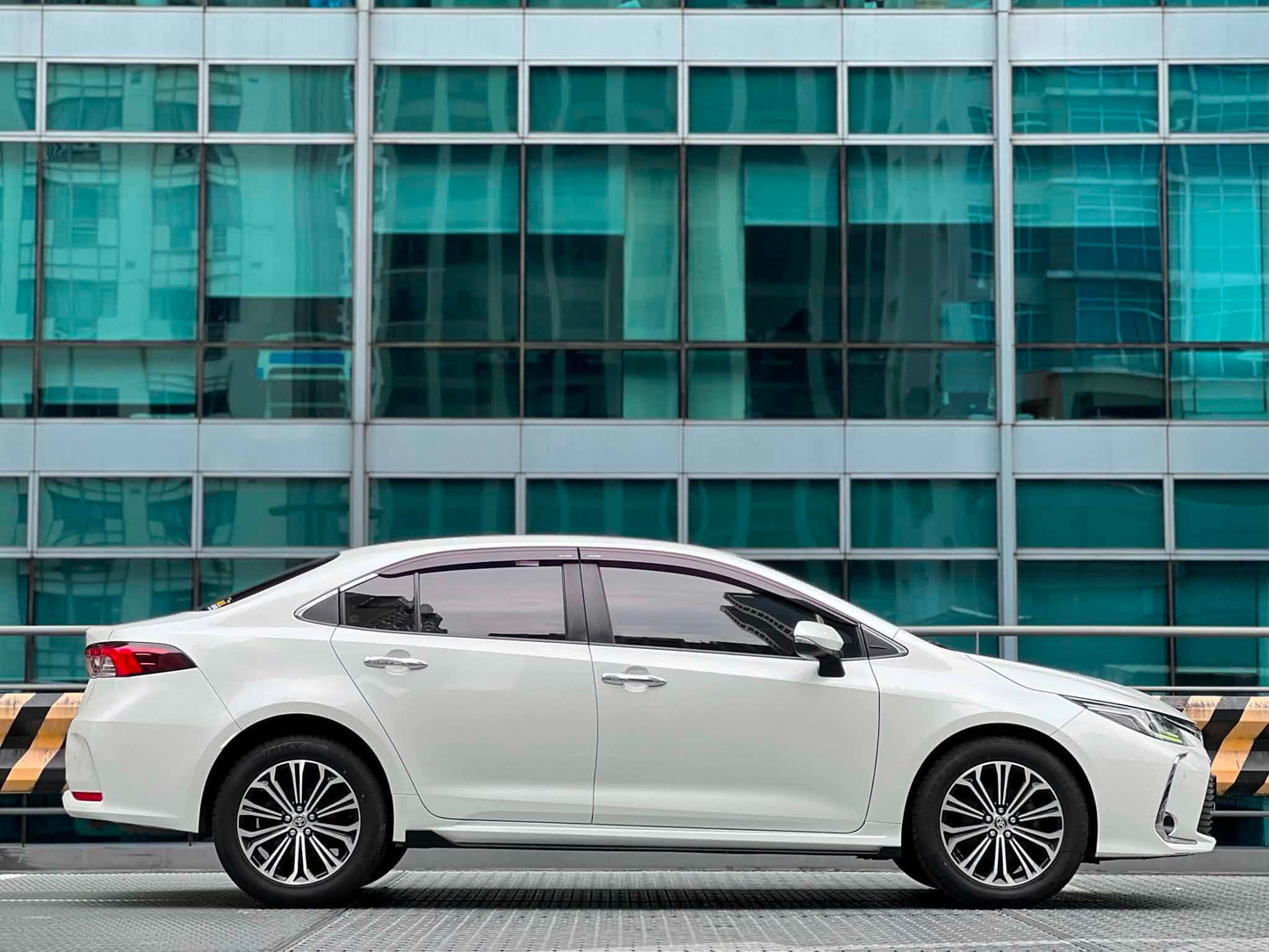 2021 Toyota Corolla Altis 1.6 V, Automatic, Gas