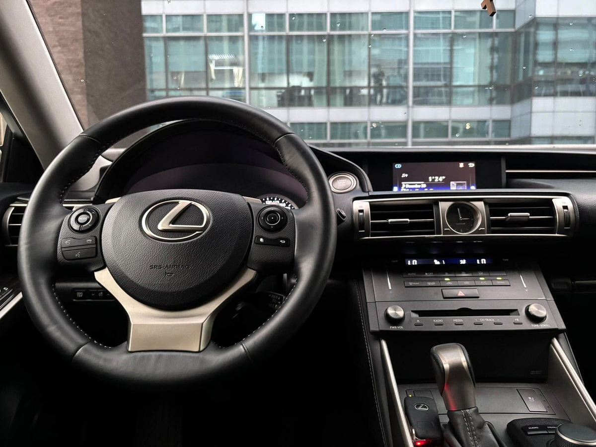 2015 Lexus IS350  3.5, Automatic, Gas