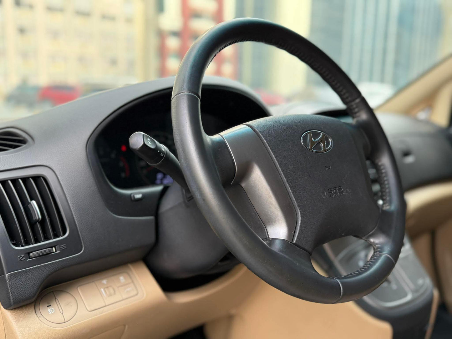 2020 Hyundai Grand Starex 2.5 Gold, Automatic, Diesel